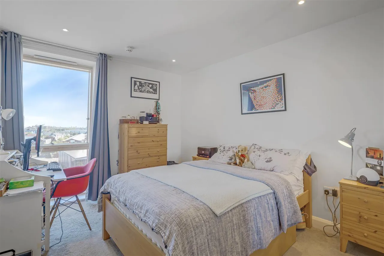 Barry Blandford Way, Bow, E3, photo 6