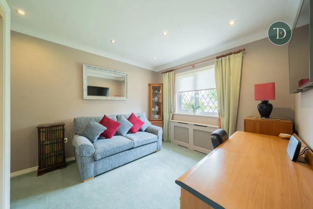 Vine Road, Great Sutton, CH66 2XX, photo 19