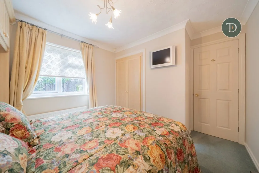 Vine Road, Great Sutton, CH66 2XX, photo 17