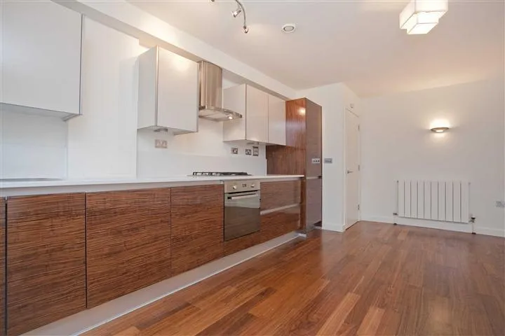 Woodland Crescent, London, SE10, photo 2
