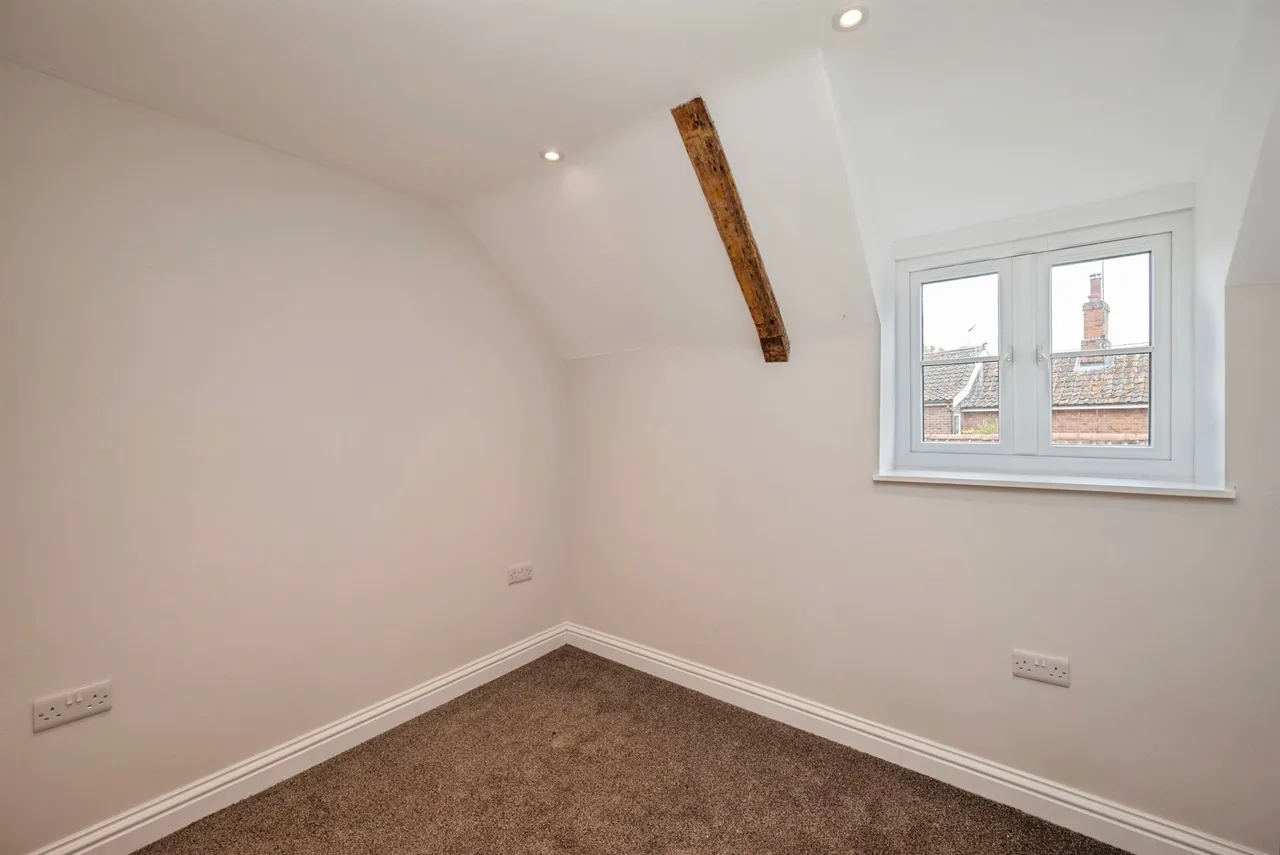 Birchams Yard, Reepham, NR10, photo 14