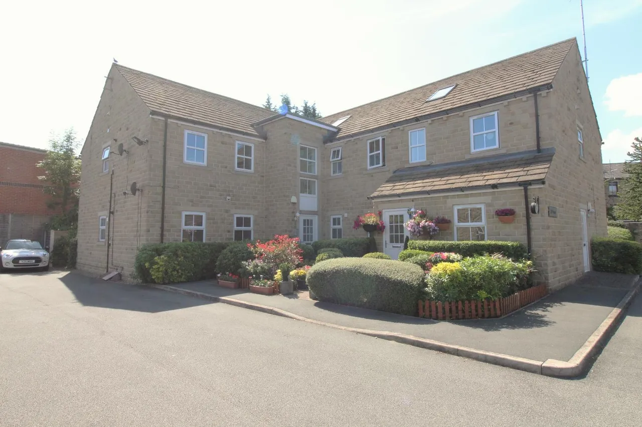 Rialto Court, Rodley, LS13, photo 9
