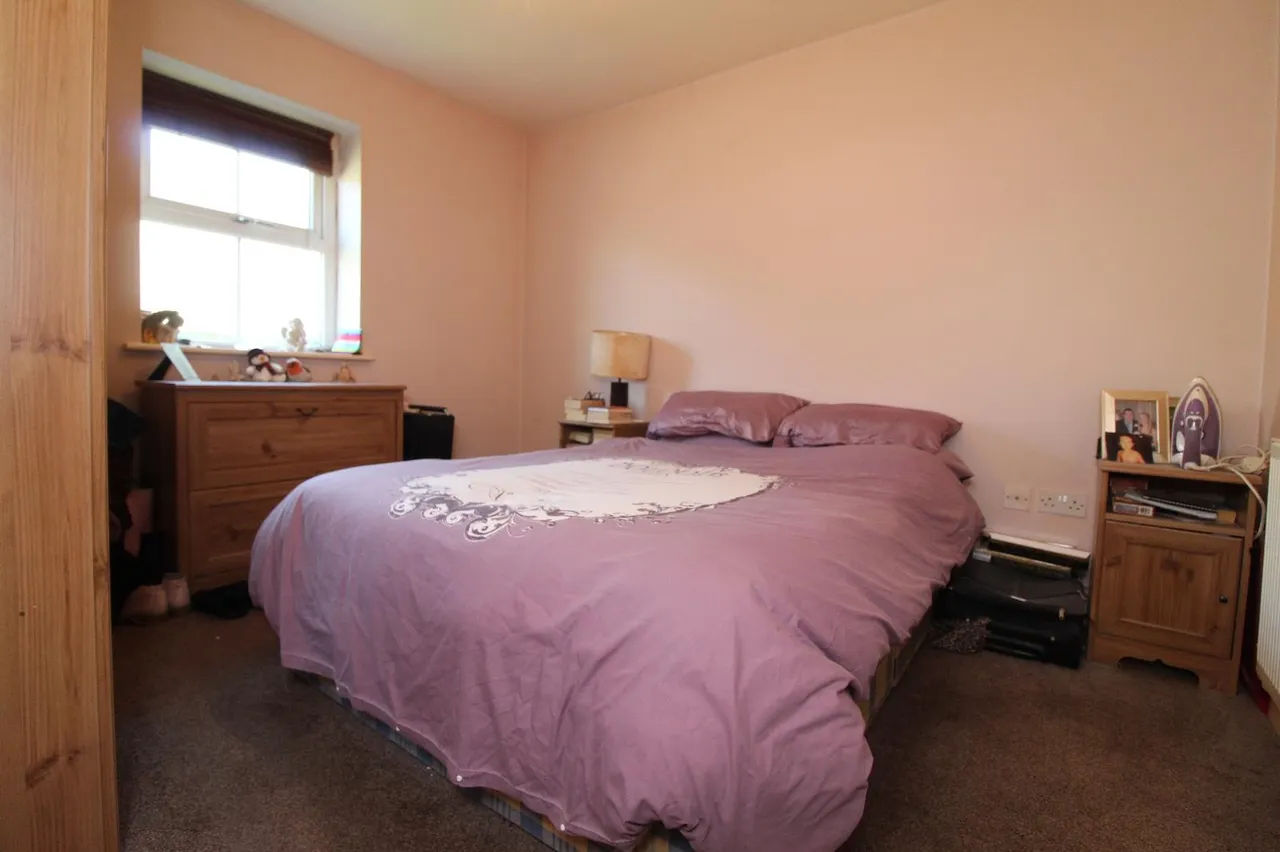 Rialto Court, Rodley, LS13, photo 7