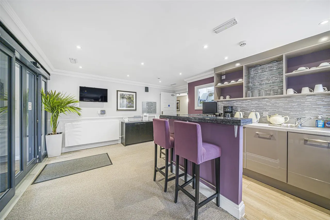 Gloucester Road, Malmesbury, SN16, photo 12