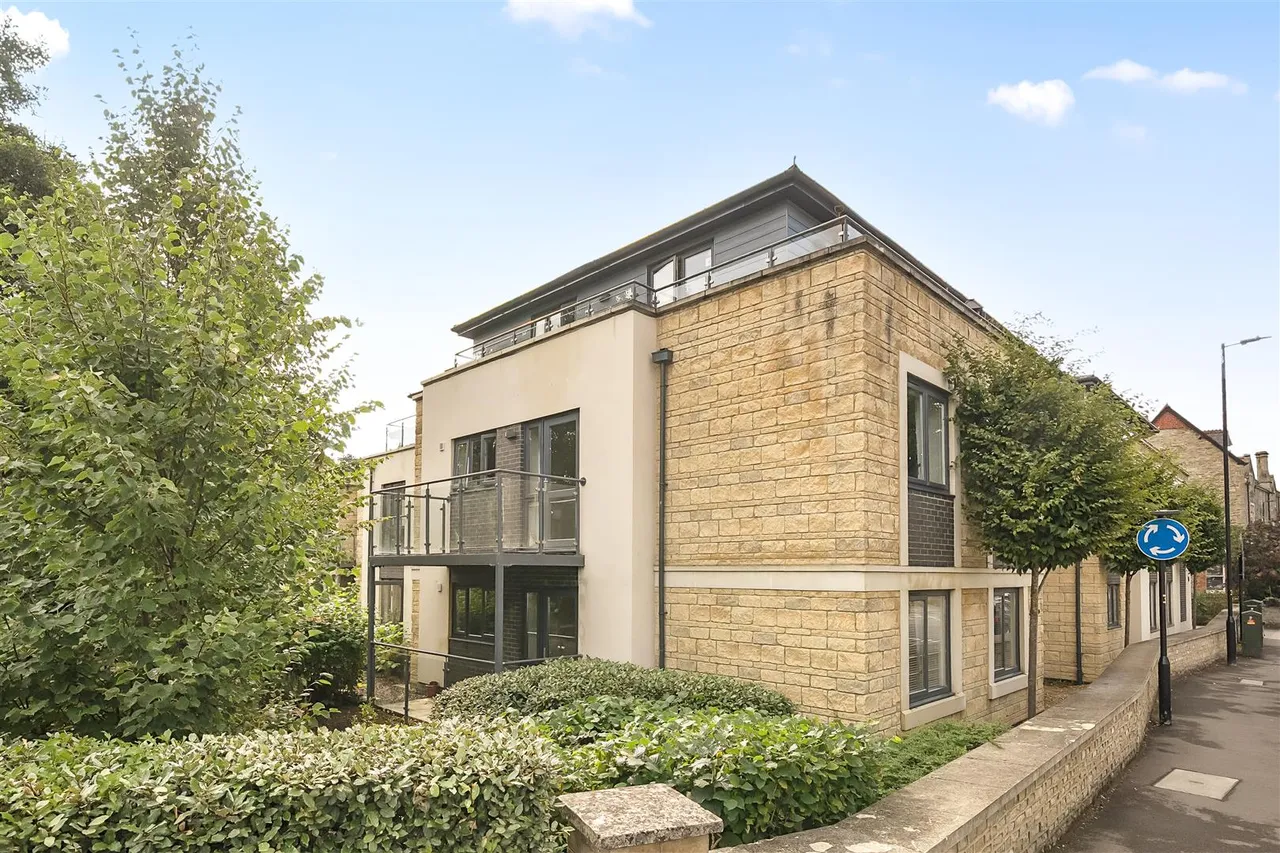 Gloucester Road, Malmesbury, SN16, photo 16