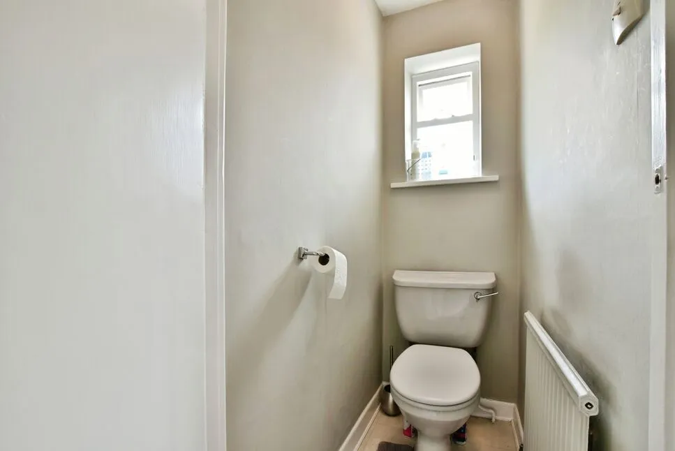 Dean Drive, Wilmslow, Cheshire, SK9, photo 10