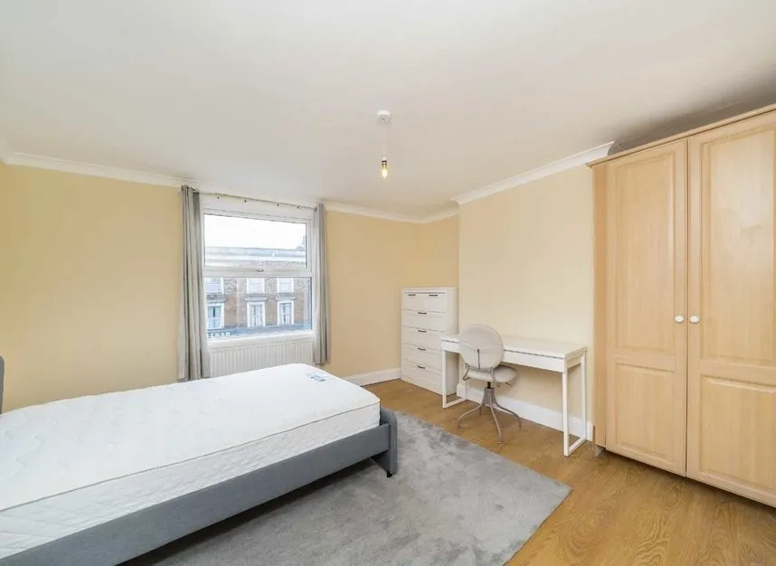 Clapham High Street, Clapham, SW4, photo 4