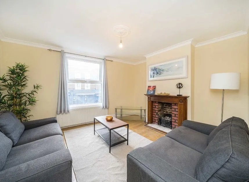 Clapham High Street, Clapham, SW4, photo 2
