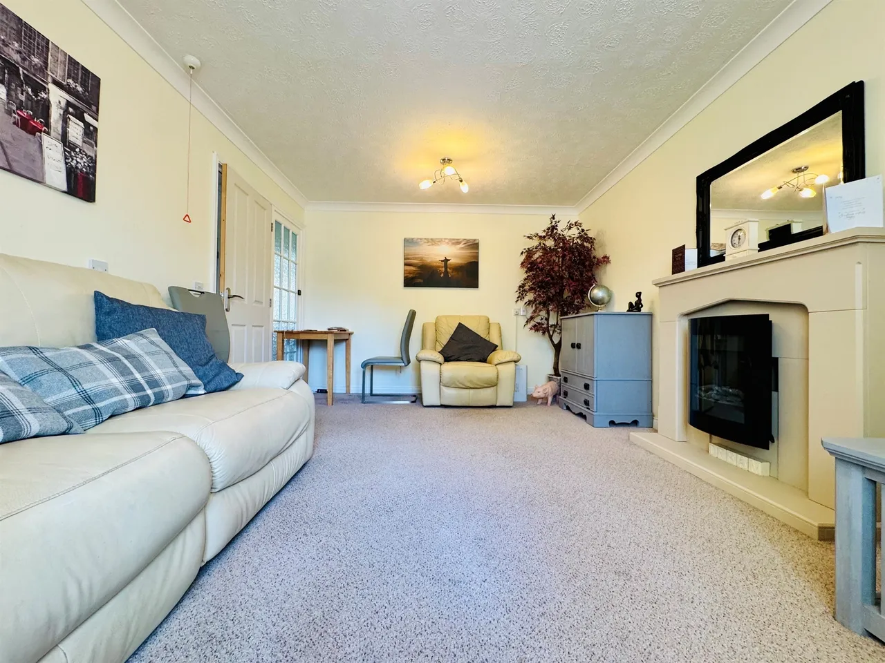 Kimbolton Court, Peterborough, photo 7