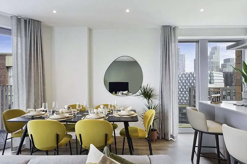 Nine Elms Lane, London, SW11 7DE, photo 2