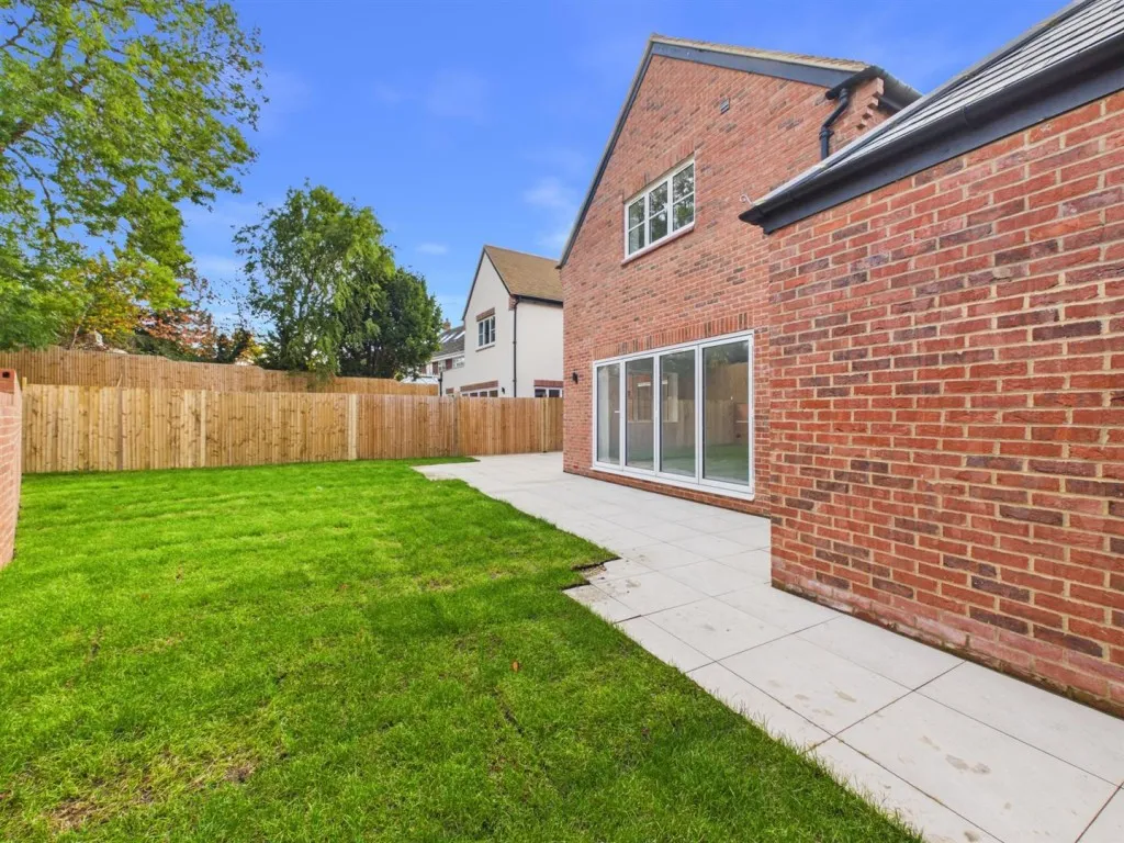 Lower Street, Quainton, photo 10