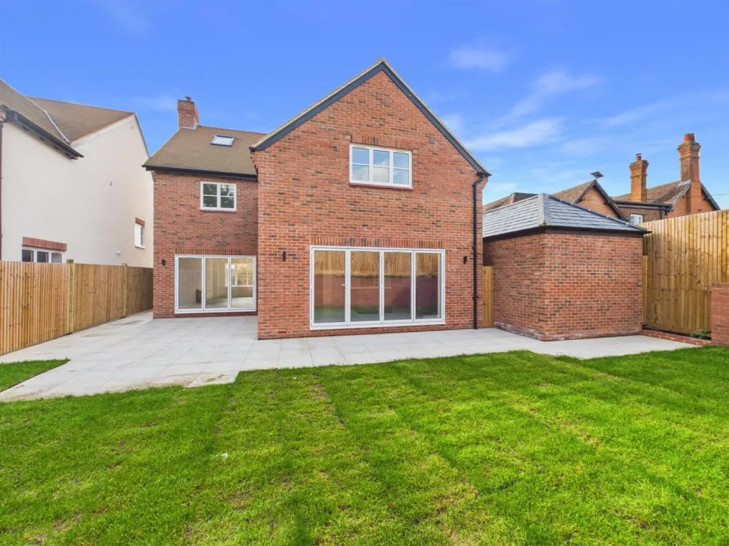 Lower Street, Quainton, photo 12