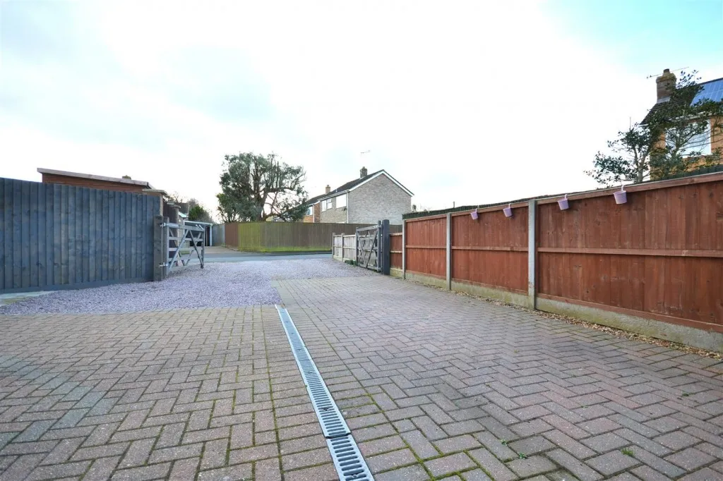 Briar Close, South Wootton, PE30, photo 29
