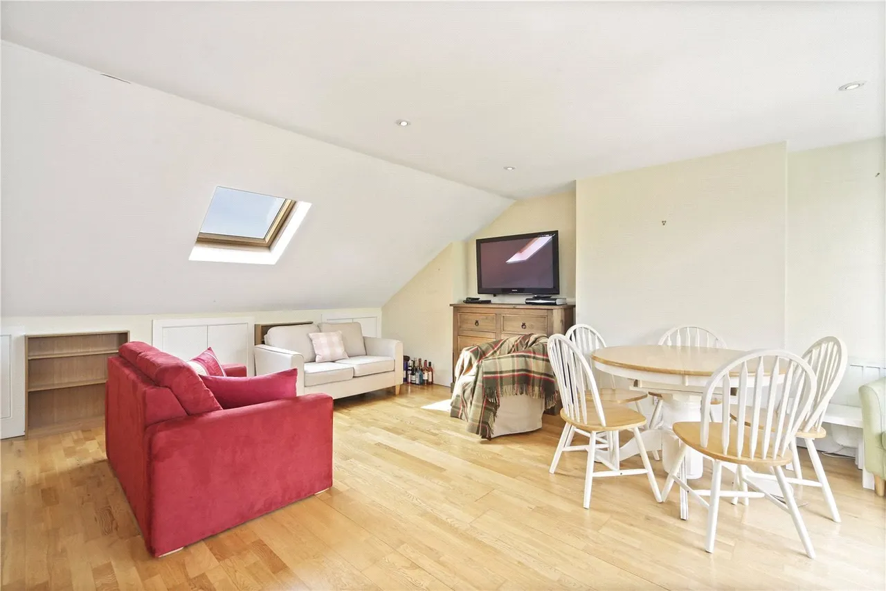 1 bed flat for sale — Davisville Road, London, W12
