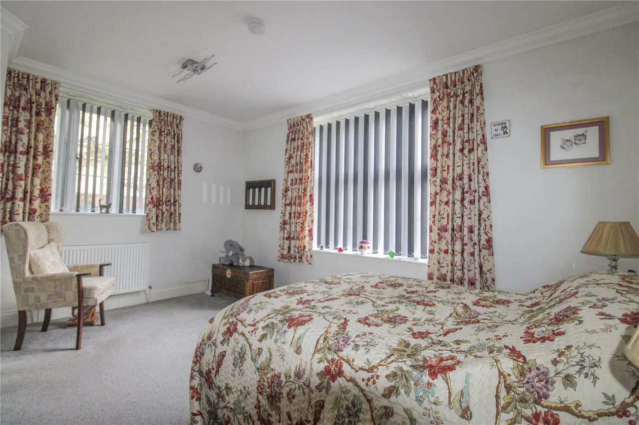 Hilperton Road, Wiltshire, photo 10