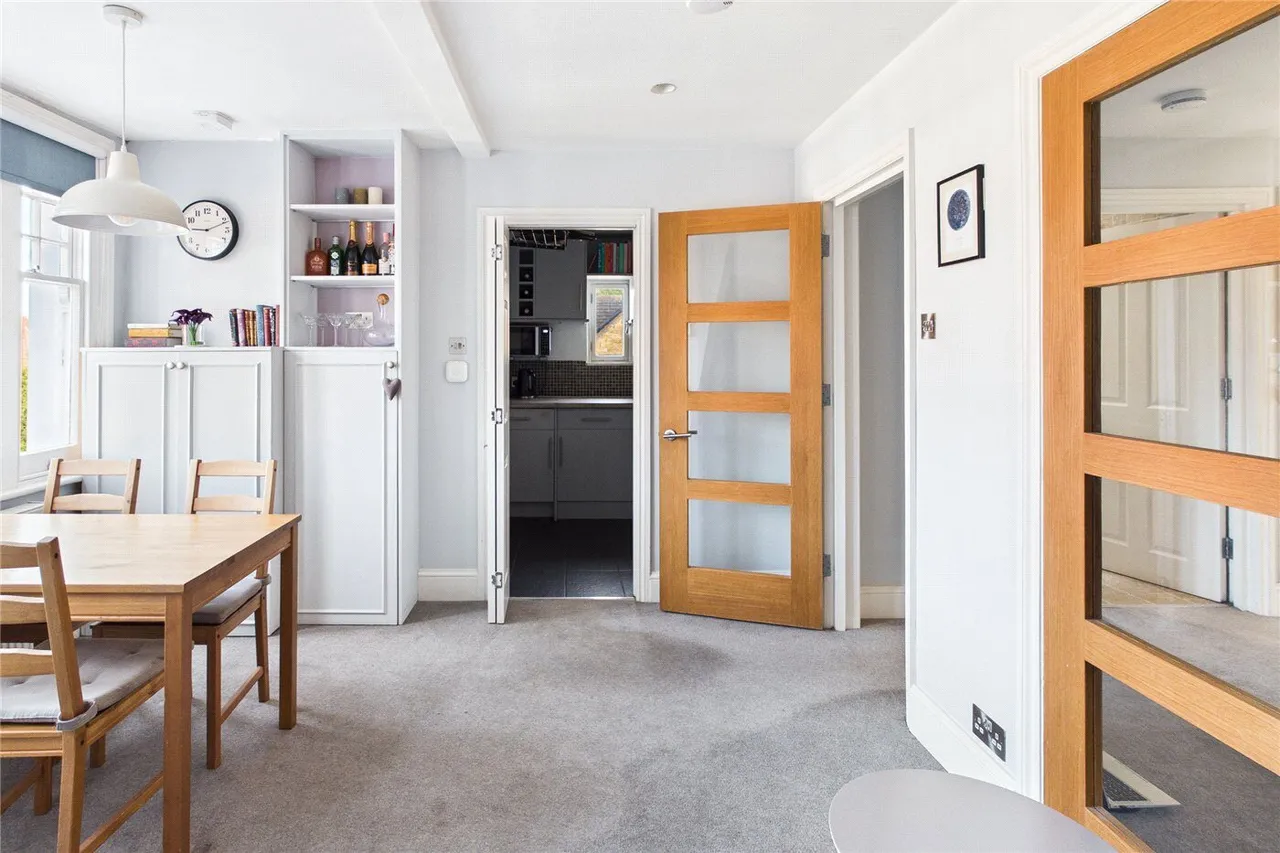 Riggindale Road, London, SW16, photo 5