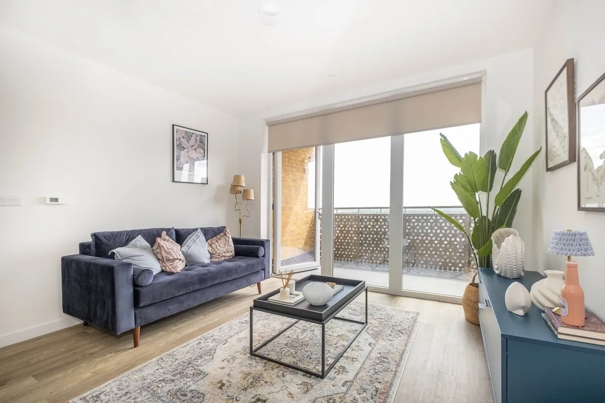 1 bed flat to rent — Riverview, Staines TW18