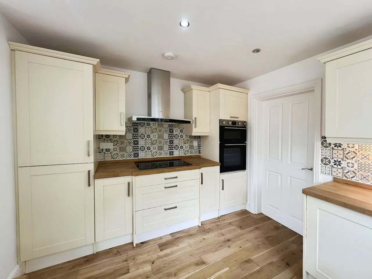 Ty Nicholas Pentre Howell, Bridgend, CF35, photo 27
