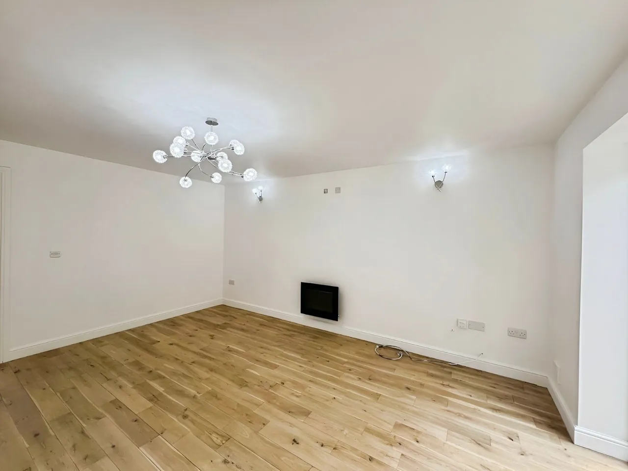 Ty Nicholas Pentre Howell, Bridgend, CF35, photo 23