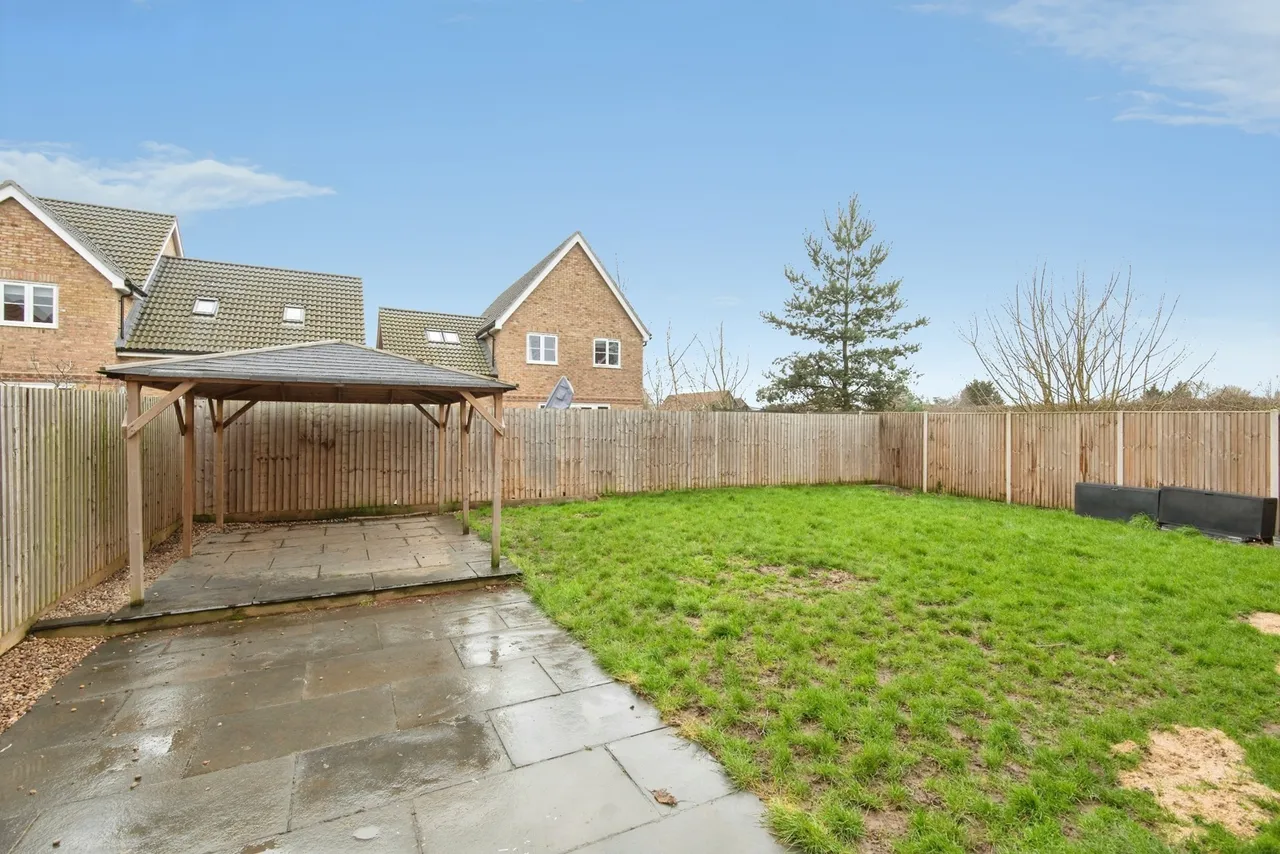 Sunflower Croft, Upper Caldecote, Biggleswade, Bedfordshire, SG18, photo 22