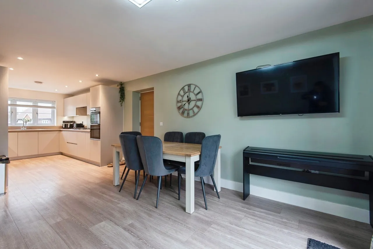 Sunflower Croft, Upper Caldecote, Biggleswade, Bedfordshire, SG18, photo 21