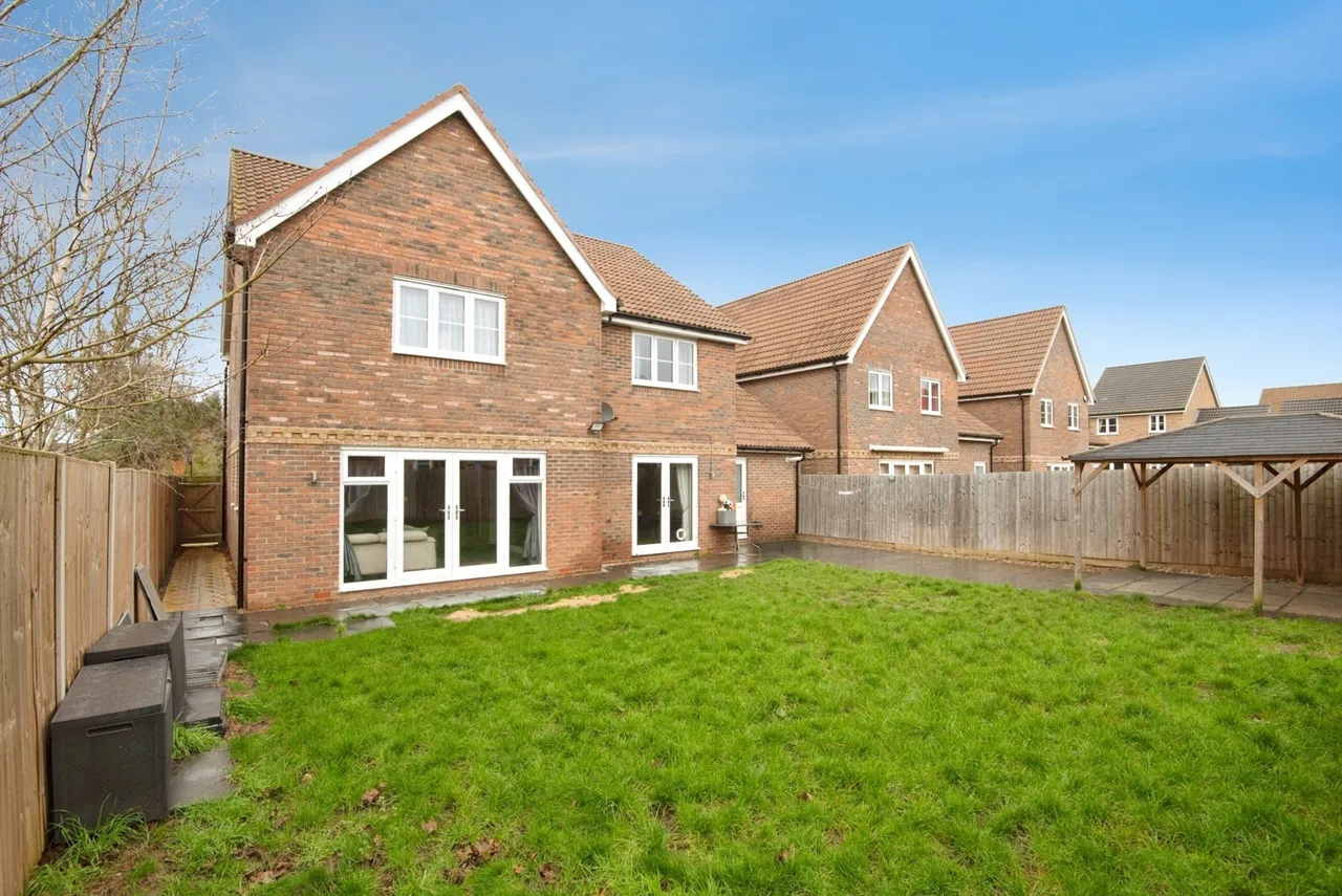 Sunflower Croft, Upper Caldecote, Biggleswade, Bedfordshire, SG18, photo 5