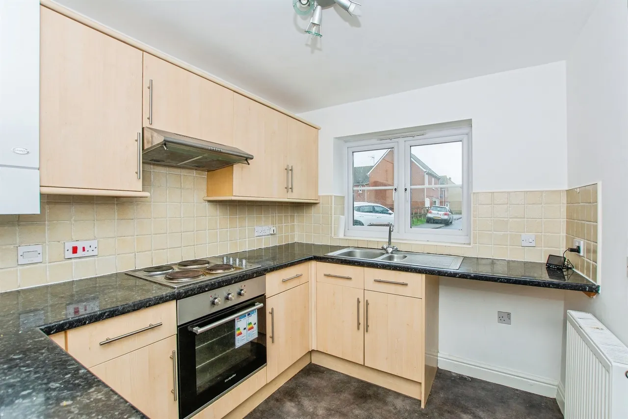 Sayers Crescent, Wisbech St. Mary, PE13, photo 5
