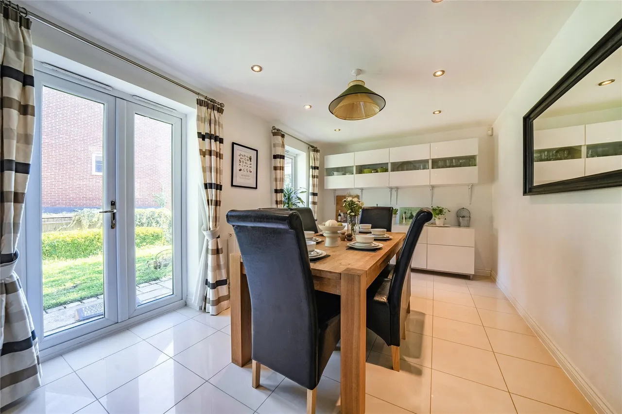Holt Close, Chislehurst, BR7, photo 8