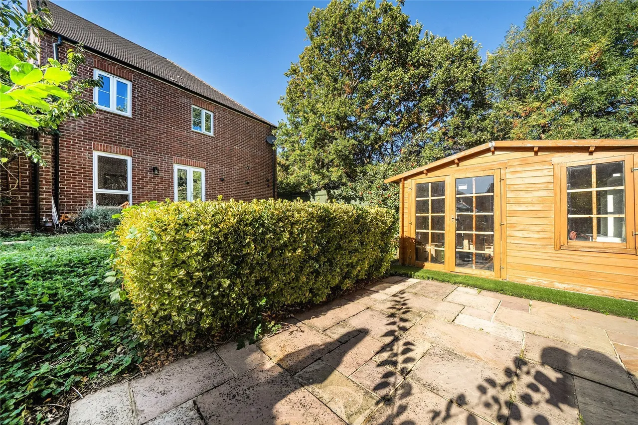 Holt Close, Chislehurst, BR7, photo 22