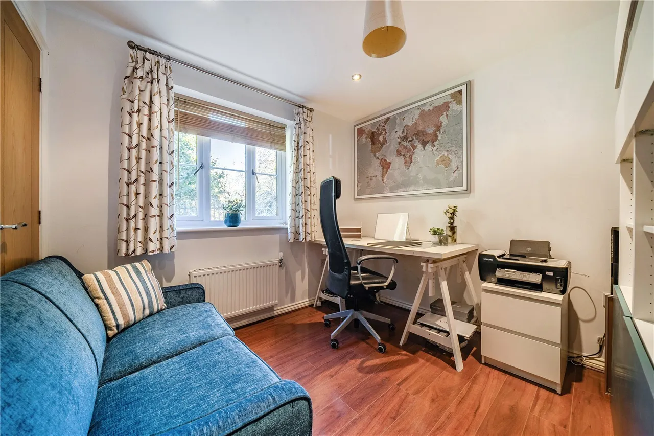 Holt Close, Chislehurst, BR7, photo 20