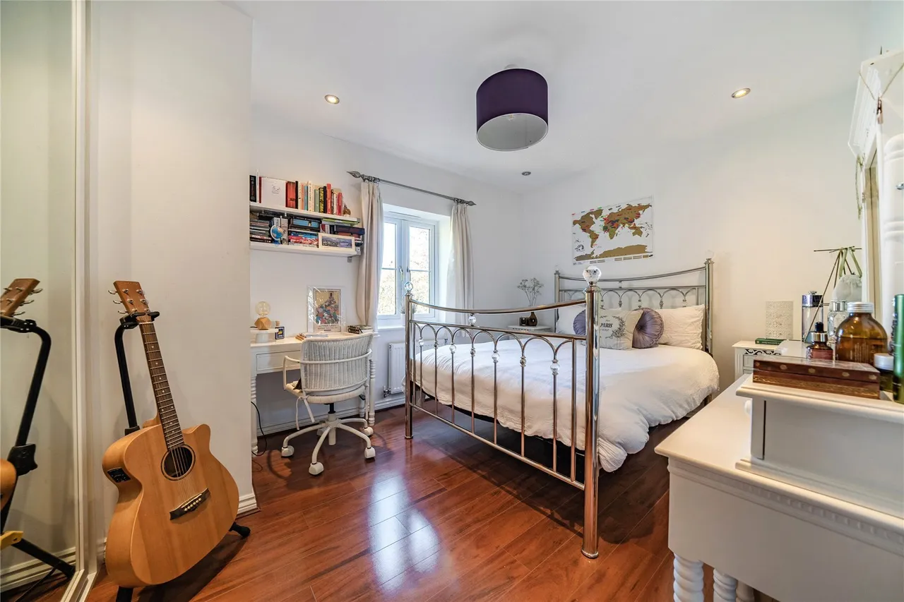 Holt Close, Chislehurst, BR7, photo 12