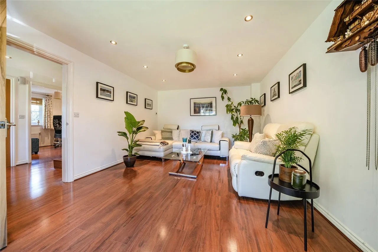 Holt Close, Chislehurst, BR7, photo 9