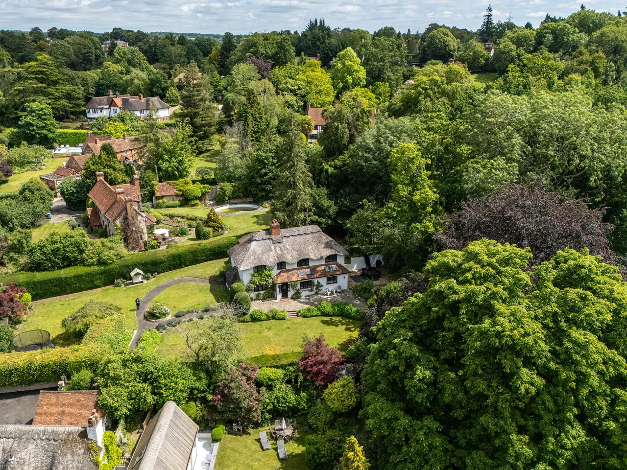 5 bed house for sale — Woodpeckers, Alleyns Lane, Maidenhead