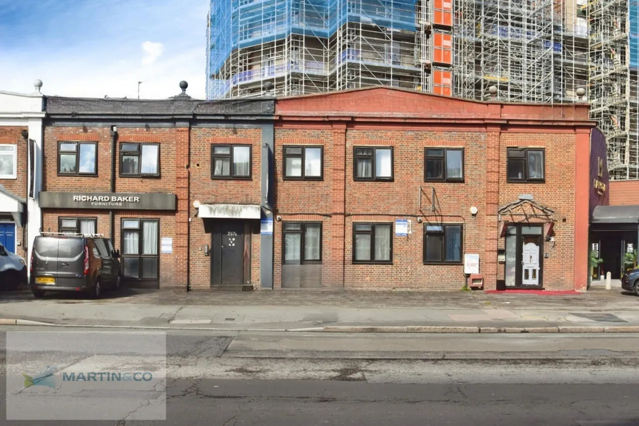 flat to rent — Burlington Road