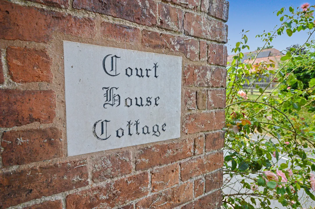 Court House Cottages, Market Square, Leominster, Herefordshire, photo 26