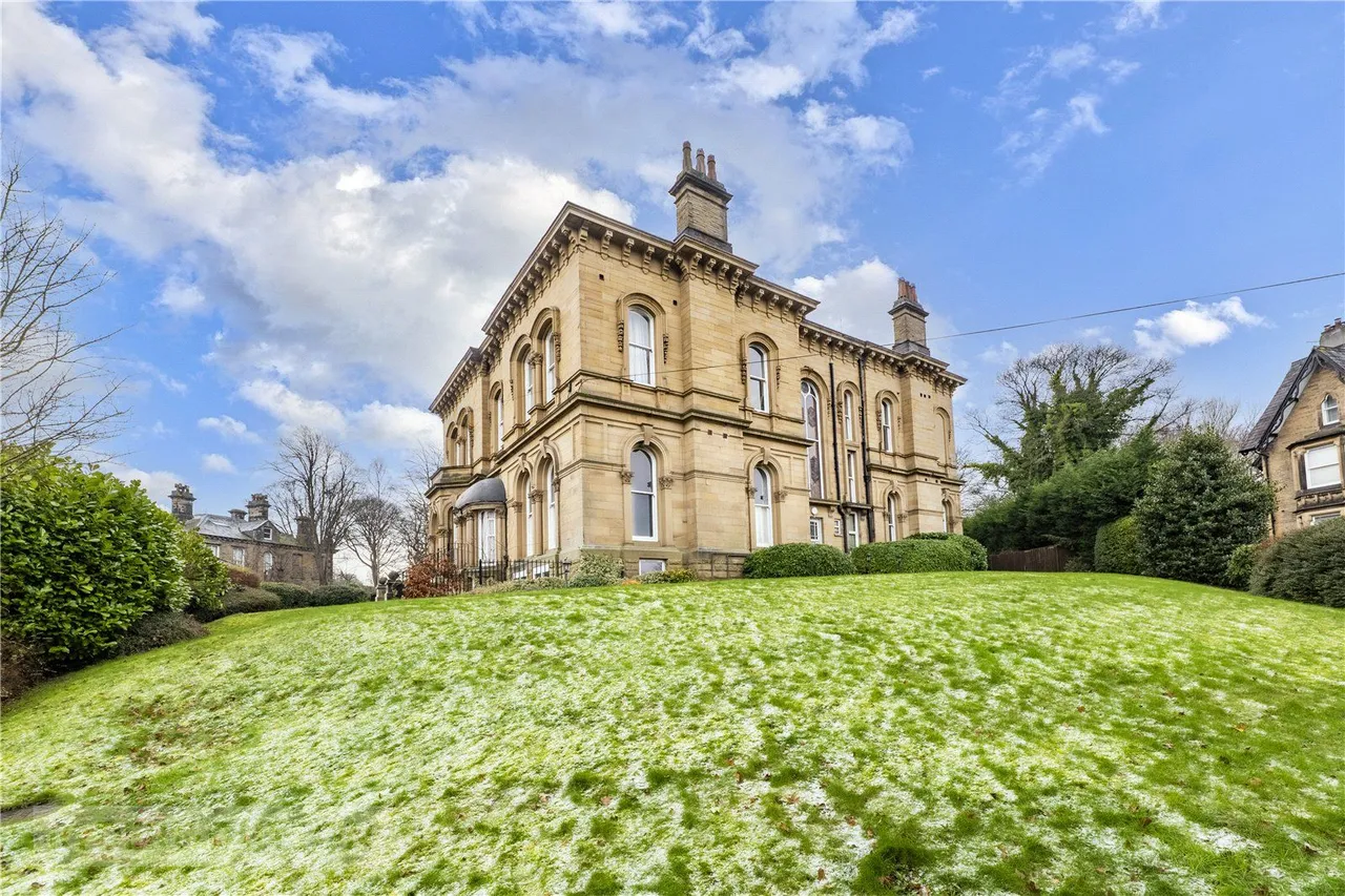 Edgerton Road, Huddersfield, HD1, photo 16