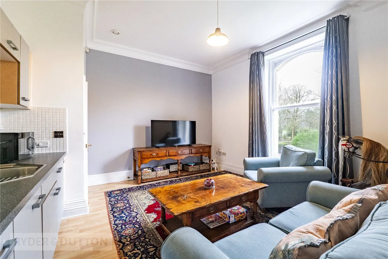 Edgerton Road, Huddersfield, HD1, photo 3