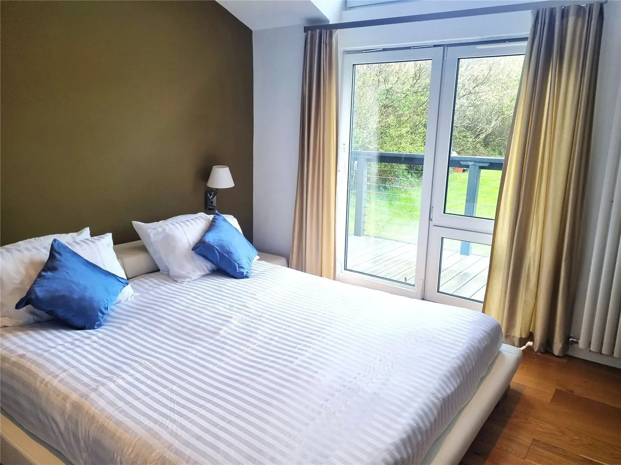 Llanon, SY23, photo 11