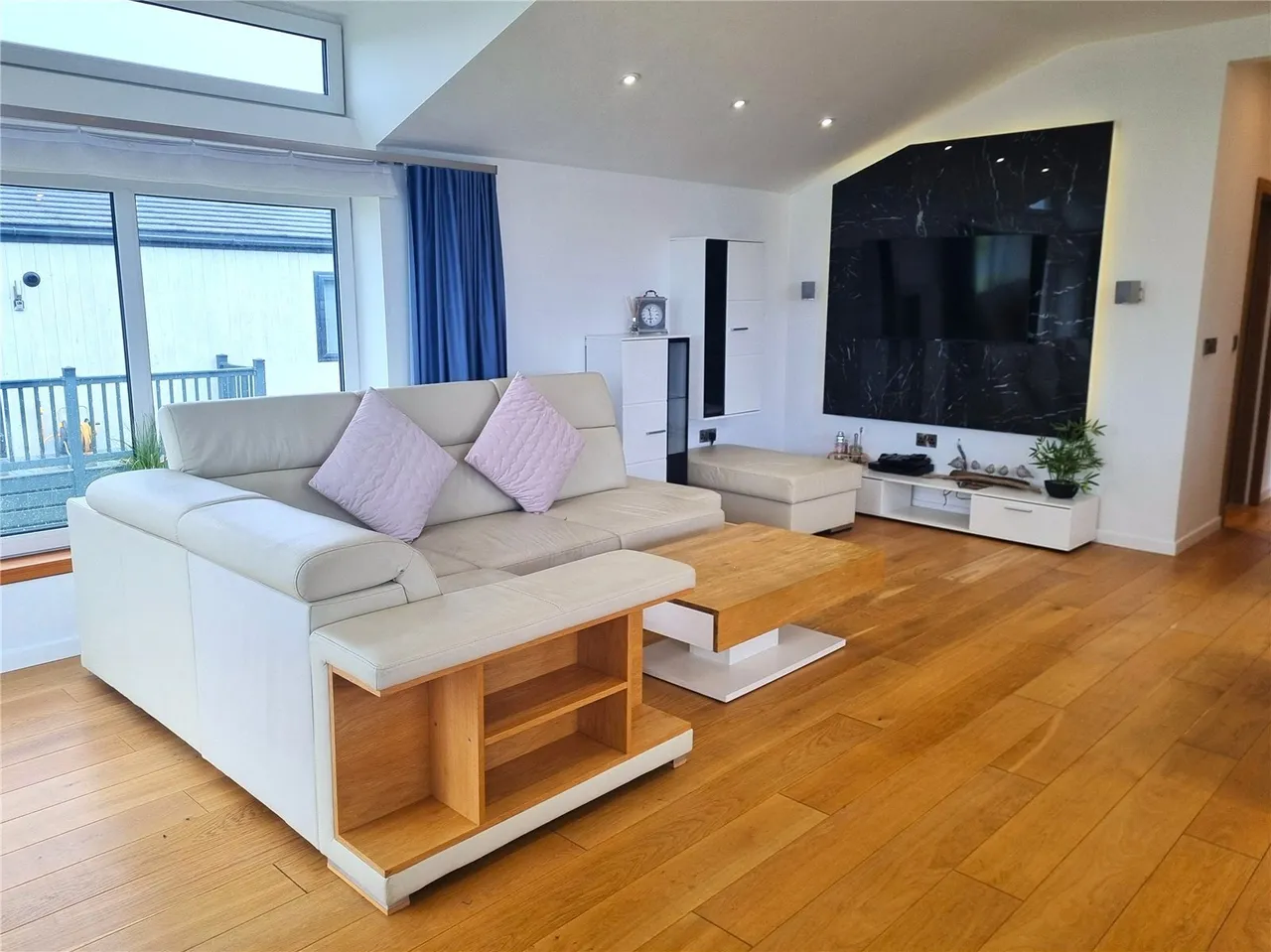 Llanon, SY23, photo 8