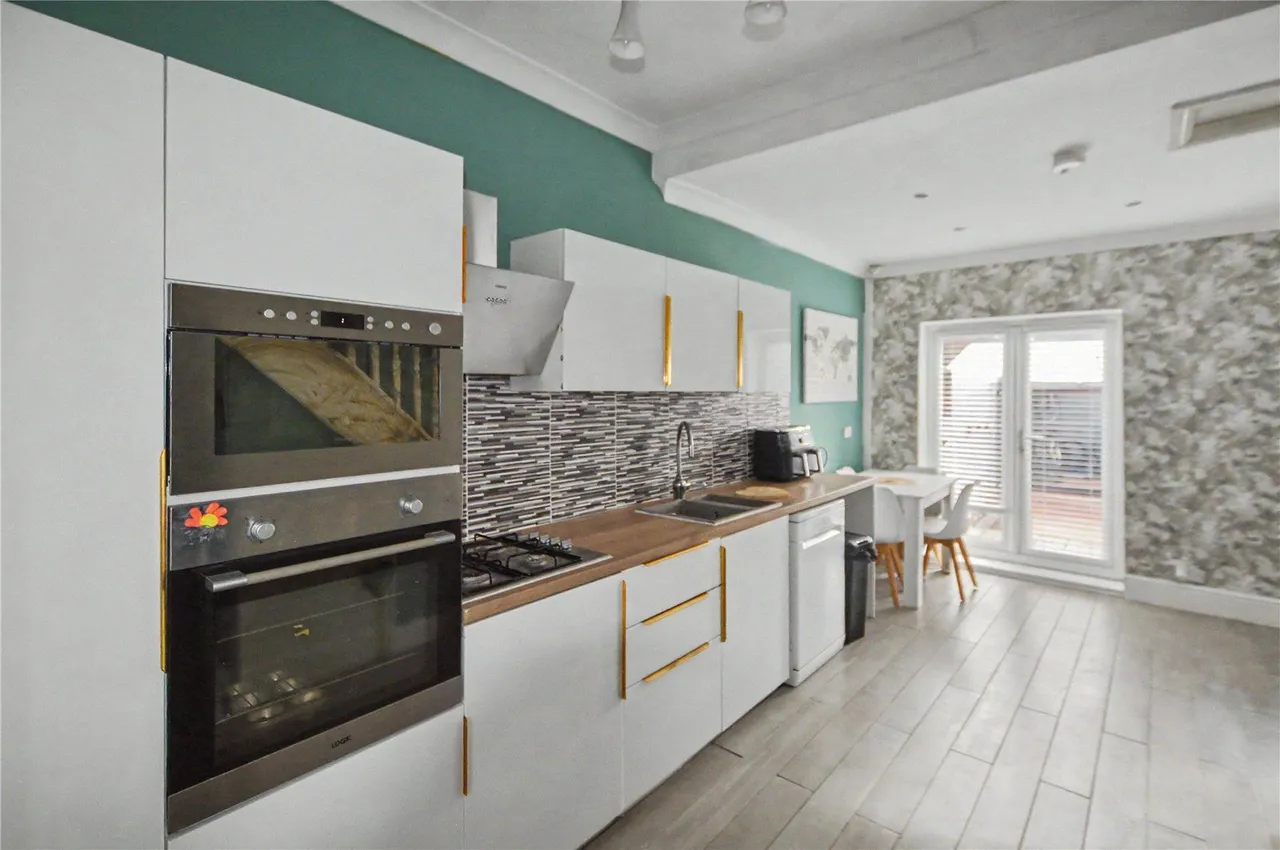 Wetherby Road, Tadcaster, LS24, photo 2