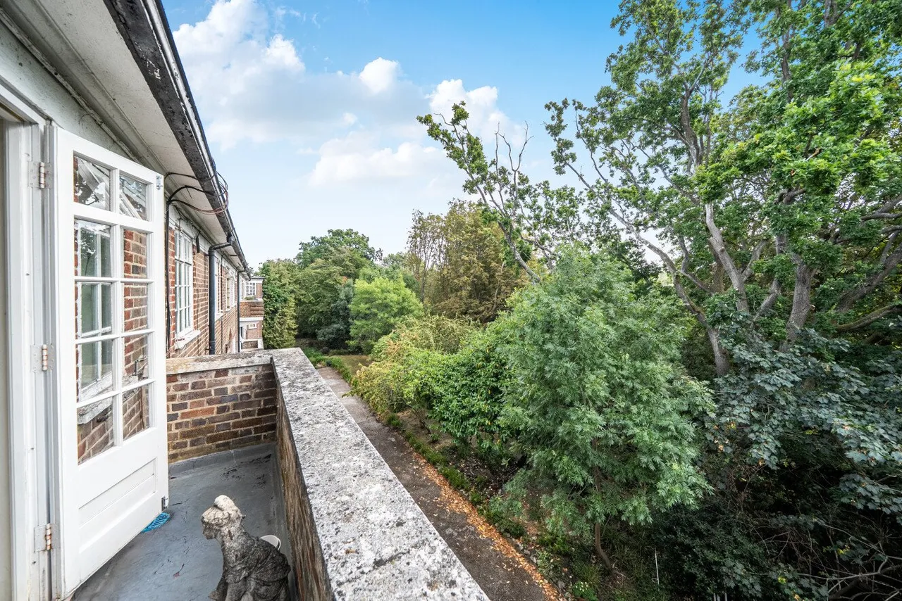 Lyttelton Road, East Finchley, N2, photo 5