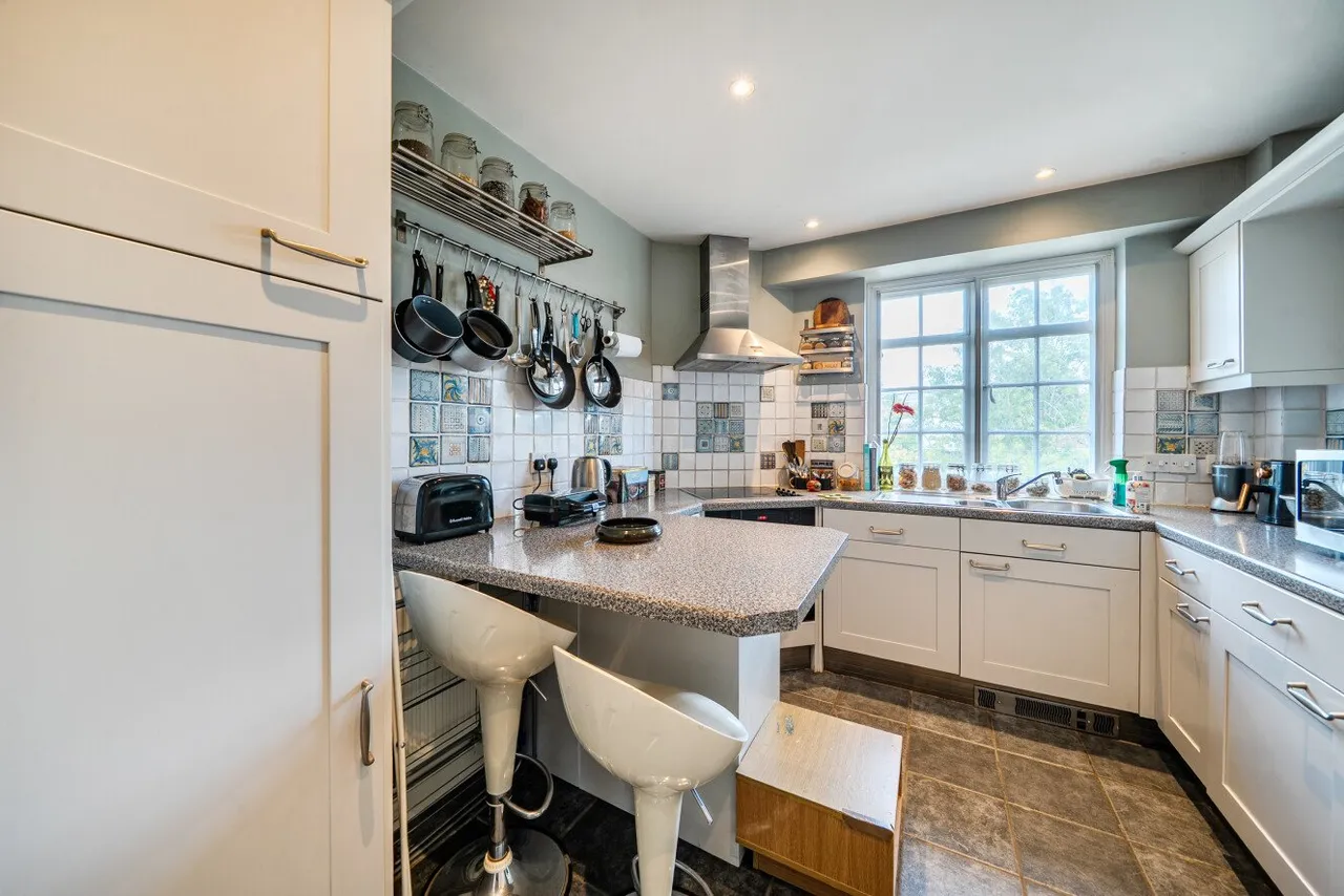Lyttelton Road, East Finchley, N2, photo 8