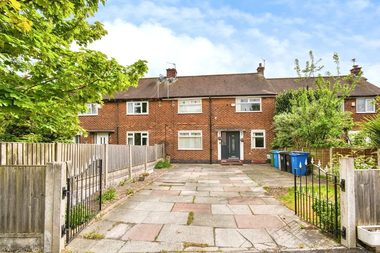 3 bed house for sale, Briarfield Road, Timperley, WA15