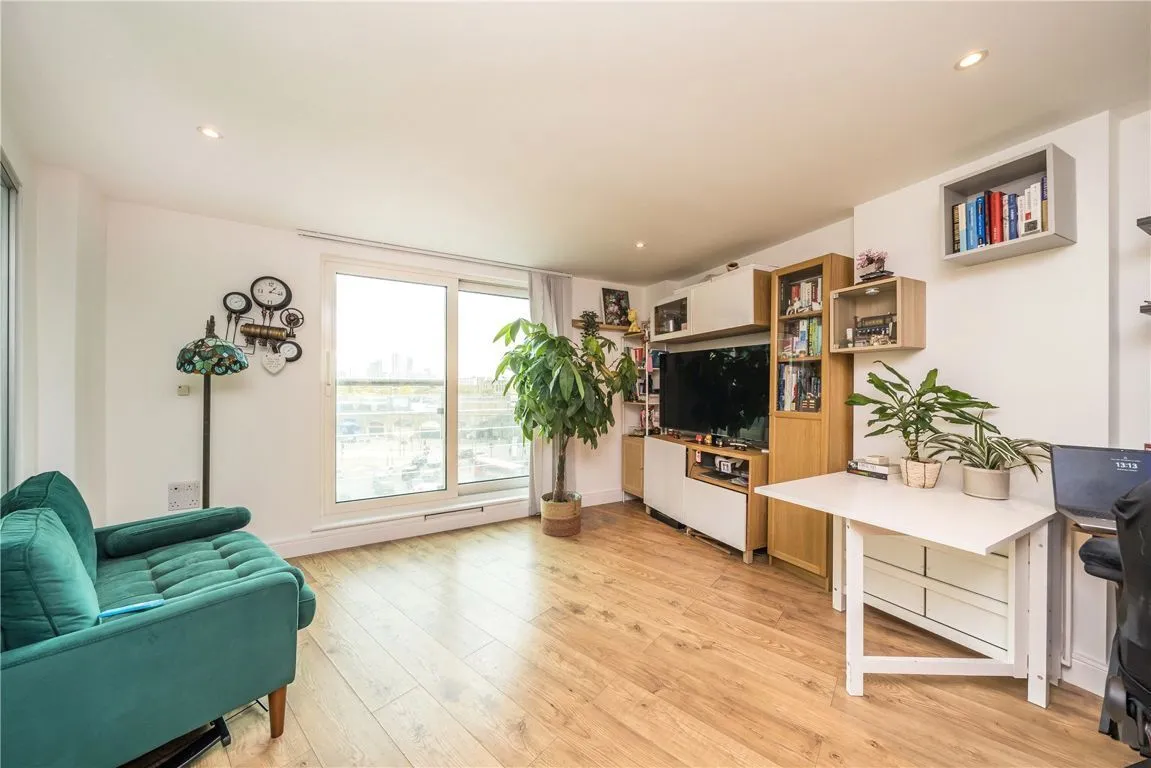 1 bed flat for sale — St. George Wharf, Vauxhall