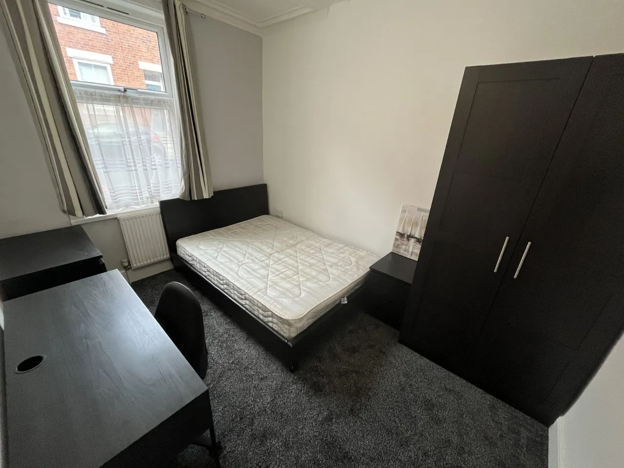 Burley Lodge Terrace, Hyde Park, LS6, photo 4