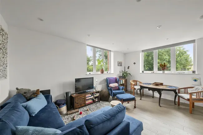 1 bed flat for sale — Madison Court, Hillingdon