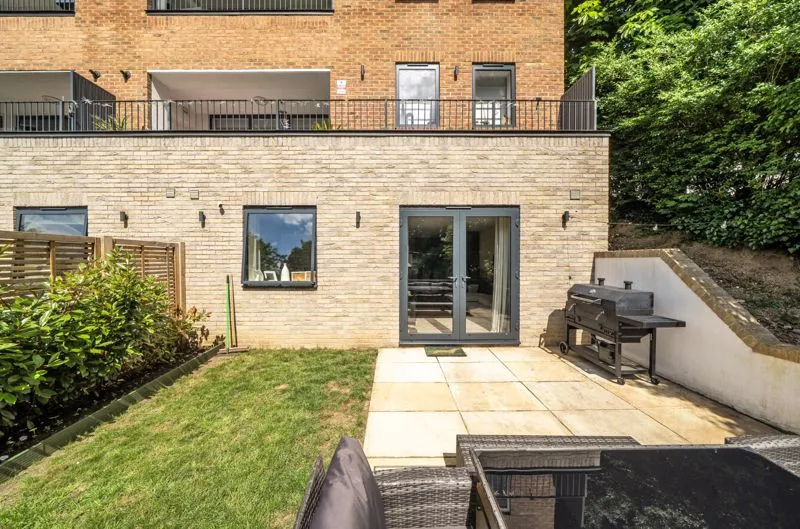 5 Highland Road, Purley CR8 2HS, photo 14
