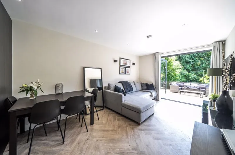5 Highland Road, Purley CR8 2HS, photo 4