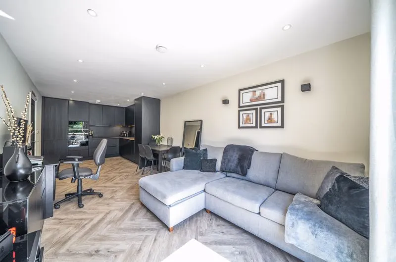 5 Highland Road, Purley CR8 2HS, photo 5