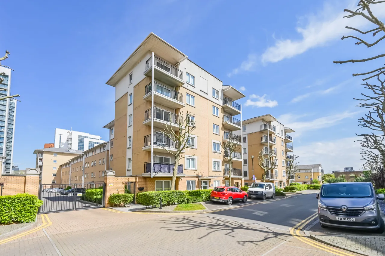 45 Sail Court, 15 Newport Avenue, London, photo 7